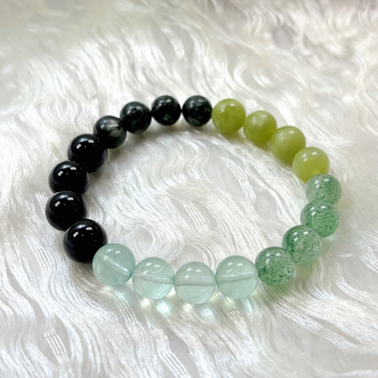 405  Green Fluorite Green Strawberry Quartz Seraphite Serpentine Jade Black Obsidian Bracelet